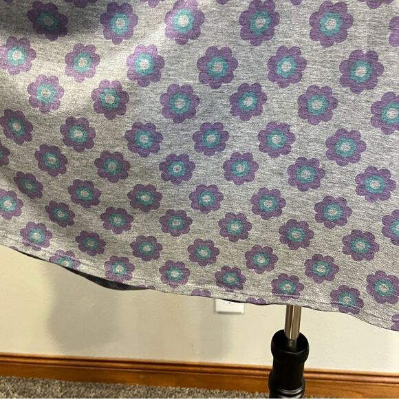 LuLaRoe Carly Floral Patterned short sleeve a-line Dress - Picture 4 of 11